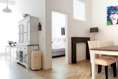 Sc 02 By Rockchair Apartments L Superhost Status L 4 Bedrooms Boxspringbeds 2 Bathrooms Balcony Elevator - Cozy Family & Business Flair Welcomes You! Berlim Exterior foto